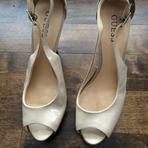 Guess Hondo Platform Pump in Nude